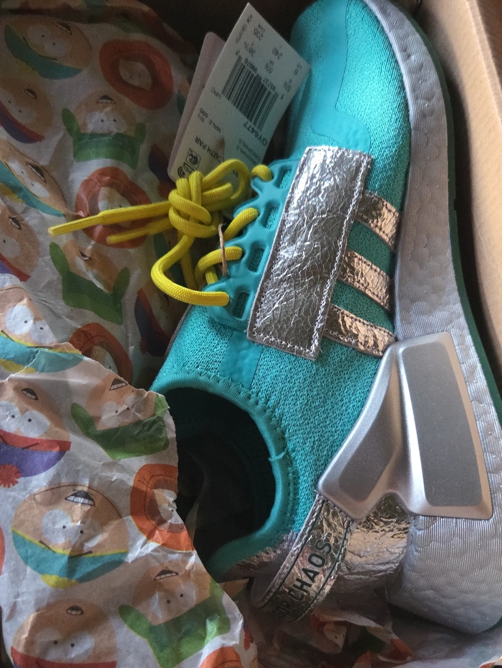 Adidas NMD R1 V2 Youth Par GY6477 Teal Silver Yellow Lace Up Sneakers Size 6